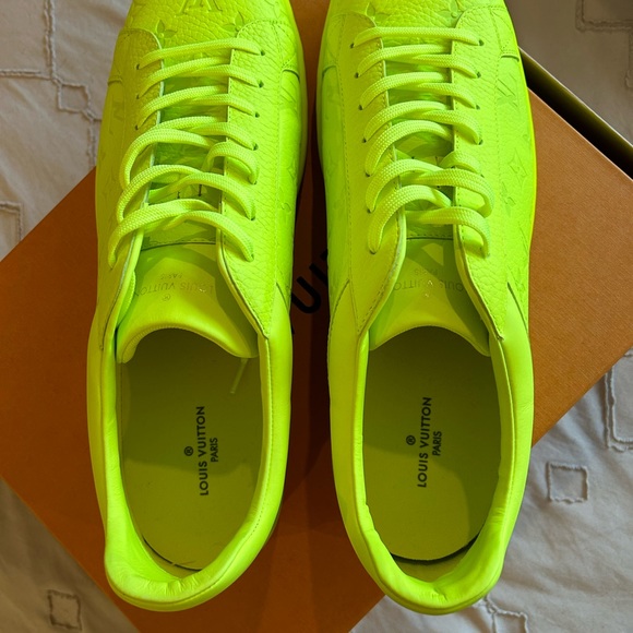 Vibrant Louis Vuitton Luxembourg Sneakers in Eye-Catching Yellow - Brand New! - Picture 3 of 4